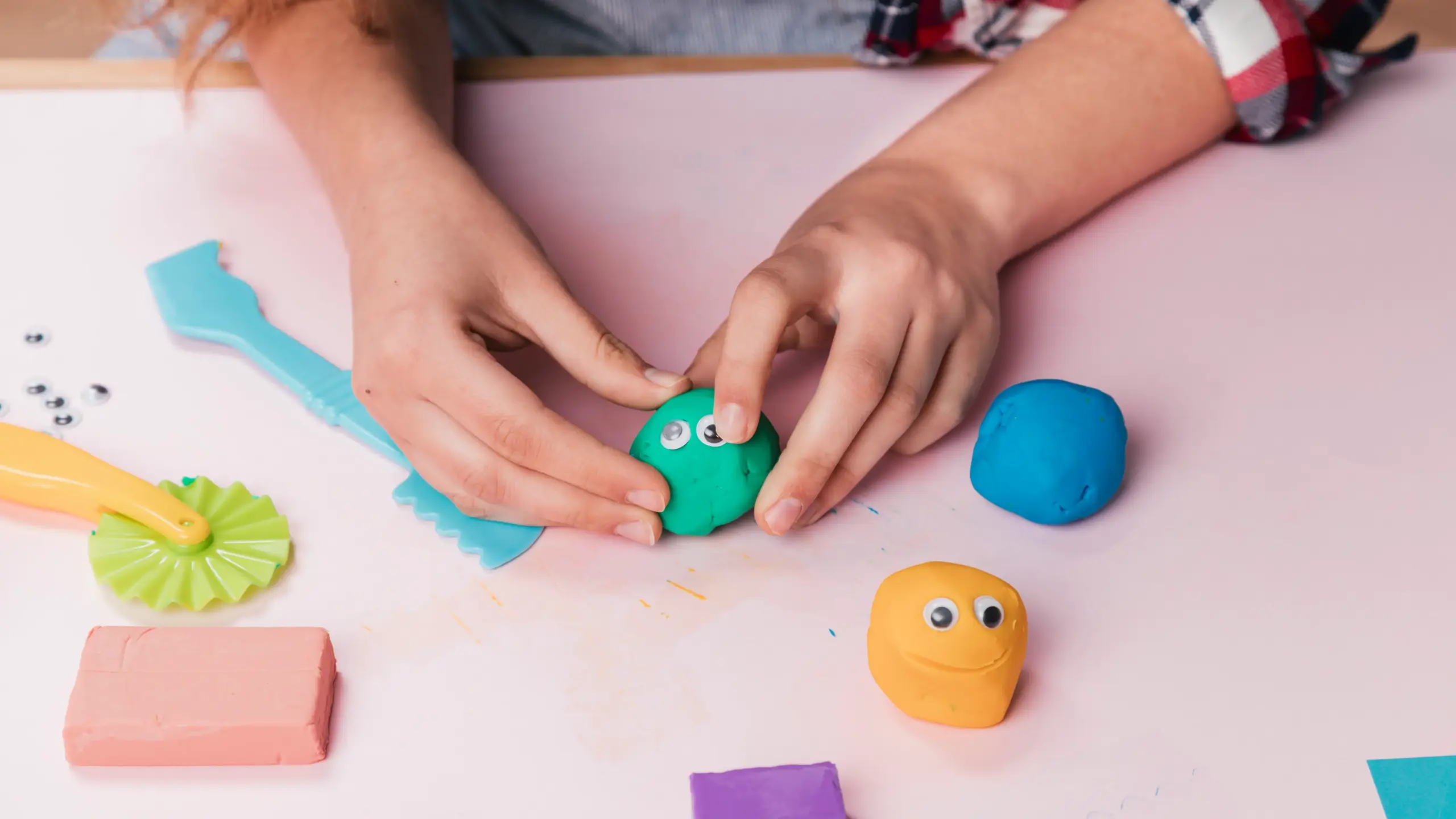 Fine Motor Activities for Preschoolers